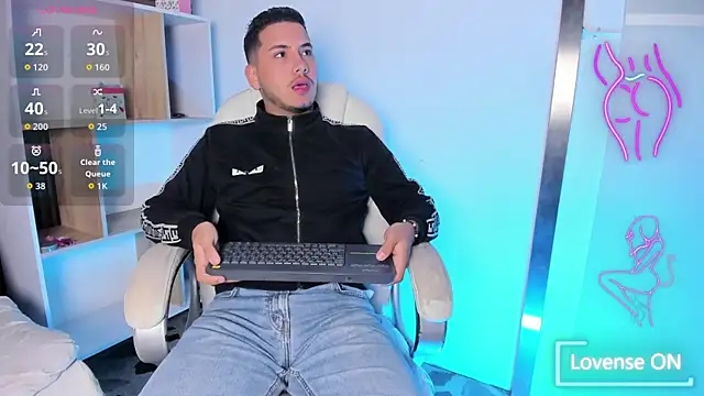 Snapshot of Axel_grey_ chatting on 9, 9, 2025 Axel grey online show from 9, 9, 2025