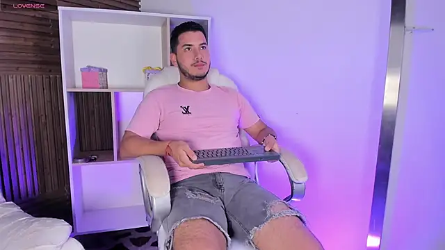 Axel grey  online show from 5, 11, 2025