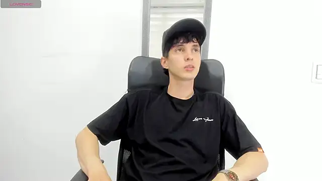 Jheampiiero online show from 1, 4, 2026