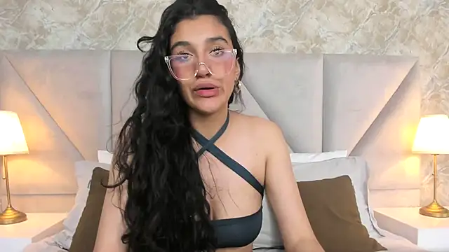 ValentiinaCruz online show from 14, 10, 2025