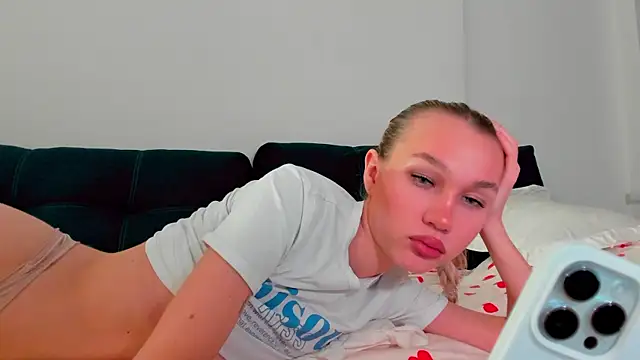 cuteleraay online show from 21, 11, 2025