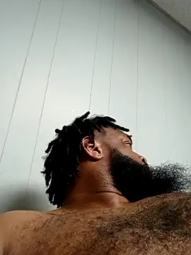 Snapshot of Longthickdick33 chatting on 5, 10, 2025 Longthickdick33 online show from 5, 10, 2025