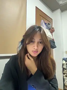 LanySylvia online show from 28, 10, 2025