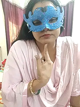 Snapshot of MEERAcle chatting on 18, 11, 2025 MEERAcle online show from 18, 11, 2025