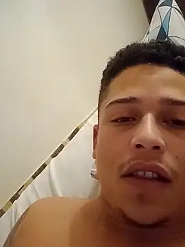 Snapshot of Duartte33 chatting on 17, 9, 2025 Duartte33 online show from 17, 9, 2025