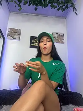 Snapshot of fetish_foot_ chatting on 6, 10, 2025 fetish foot online show from 6, 10, 2025