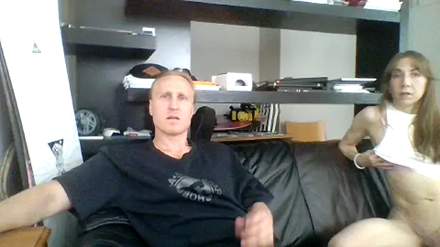 Snapshot of Silverhippo chatting on 19, 9, 2025 Silverhippo online show from 19, 9, 2025