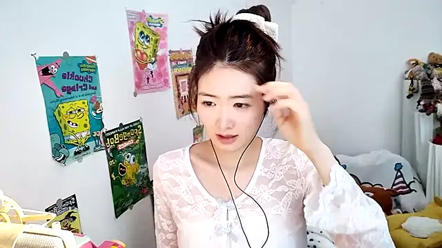 Moonlight-23 online show from 28, 10, 2025