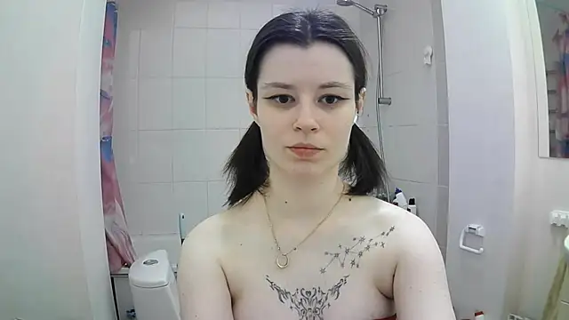 Snapshot of EdlinEngelby chatting on 16, 9, 2025 EdlinEngelby online show from 16, 9, 2025