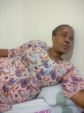 Ebonyboobsmilk online show from 6, 10, 2025