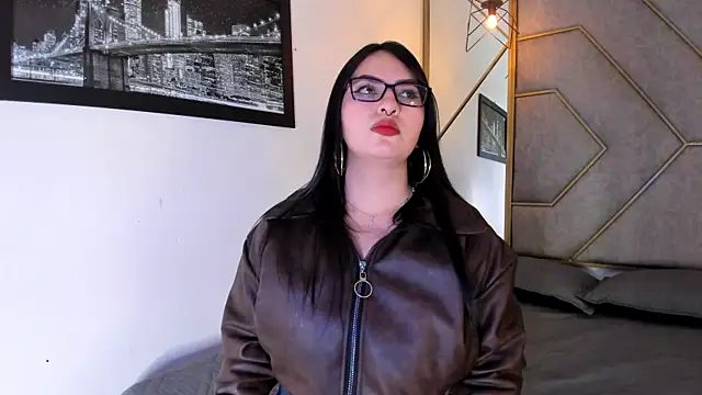 NavannyCattan online show from 11, 11, 2025