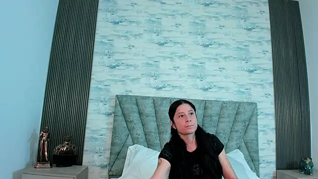 ShanelEvans online show from 26, 9, 2025