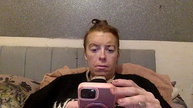 Snapshot of Bellababexox chatting on 7, 5, 2026 Bellababexox online show from 7, 5, 2026
