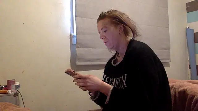 Snapshot of Bellababexox chatting on 7, 5, 2026 Bellababexox online show from 7, 5, 2026
