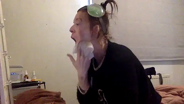 Snapshot of Bellababexox chatting on 13, 5, 2026 Bellababexox online show from 13, 5, 2026