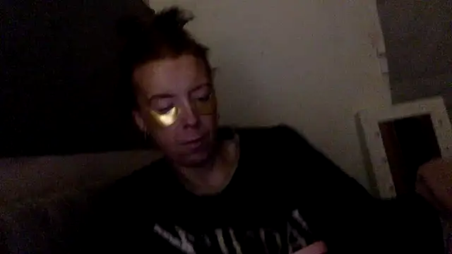 Snapshot of Bellababexox chatting on 15, 5, 2026 Bellababexox online show from 15, 5, 2026