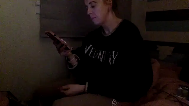 Snapshot of Bellababexox chatting on 15, 5, 2026 Bellababexox online show from 15, 5, 2026