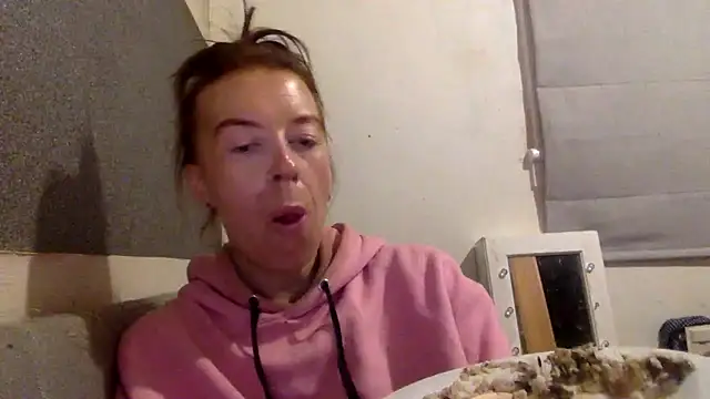 Snapshot of Bellababexox chatting on 23, 5, 2026 Bellababexox online show from 23, 5, 2026
