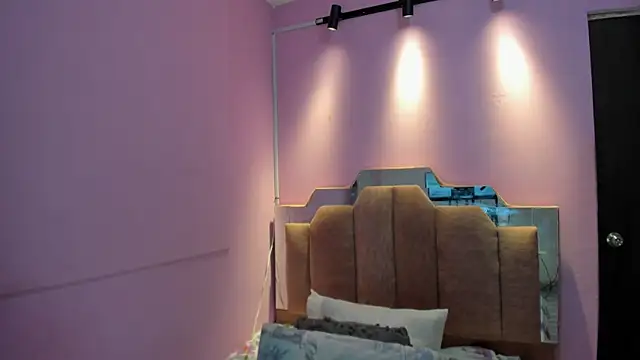 AndreaSweet2 online show from 25, 2, 2026