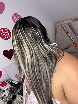 ashley-swift- online show from 15, 2, 2026