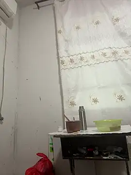 crhong666 online show from 16, 4, 2026