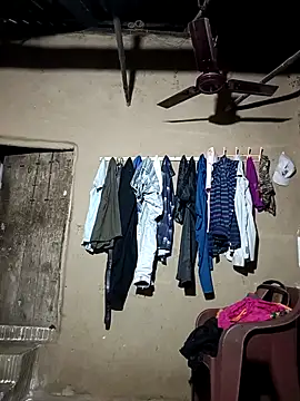 Snapshot of nughtytommy01 chatting on 28, 11, 2025 nughtytommy01 online show from 28, 11, 2025