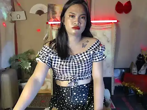 miss laila  online show from 18, 9, 2025