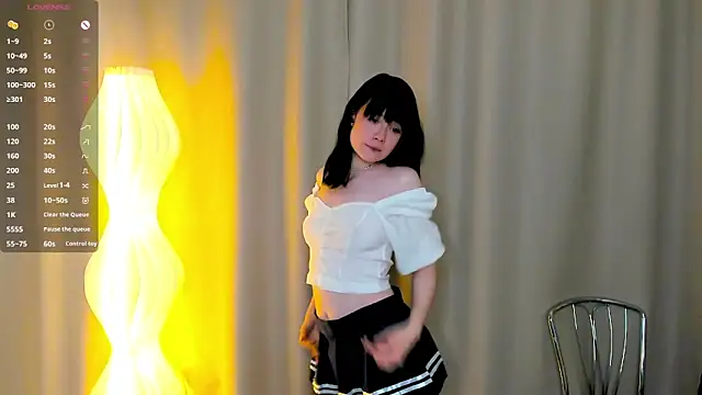 Honeey Beee online show from 19, 9, 2025