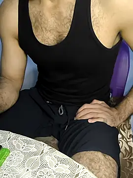 Snapshot of yazin199 chatting on 30, 9, 2025 yazin199 online show from 30, 9, 2025