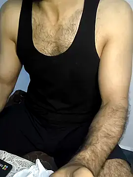 Snapshot of yazin199 chatting on 1, 10, 2025 yazin199 online show from 1, 10, 2025
