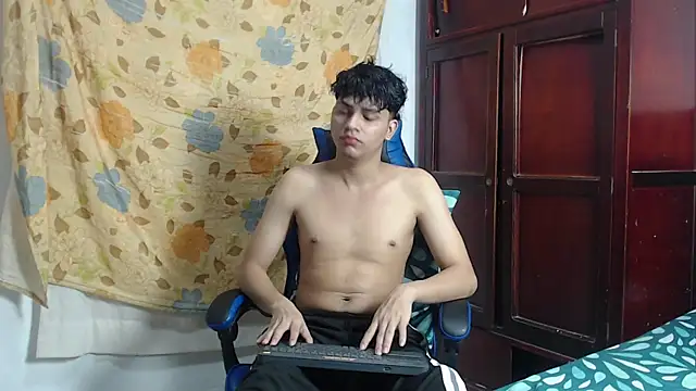 alice julls online show from 25, 6, 2026