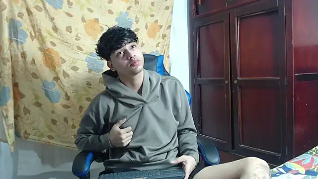 alice julls online show from 9, 7, 2026