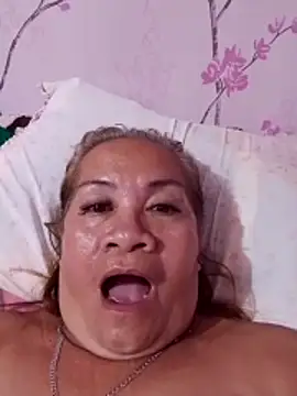Snapshot of vickyhot1966 chatting on 23, 4, 2026 vickyhot1966 online show from 23, 4, 2026