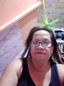 Snapshot of vickyhot1966 chatting on 20, 5, 2026 vickyhot1966 online show from 20, 5, 2026