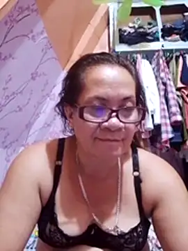 Snapshot of vickyhot1966 chatting on 22, 5, 2026 vickyhot1966 online show from 22, 5, 2026
