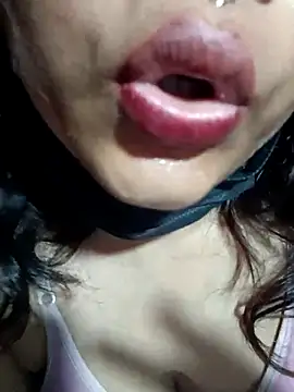Snapshot of Hott_Muskan chatting on 28, 4, 2026 Hott Muskan online show from 28, 4, 2026