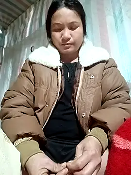 Love-Mama33 online show from 3, 2, 2026