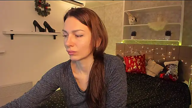 IsabelKiss online show from 15, 12, 2025