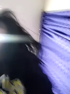 Snapshot of angelicroose2 chatting on 8, 11, 2025 angelicroose2 online show from 8, 11, 2025