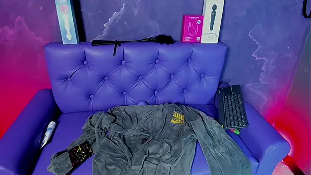 Lili milk20 online show from 16, 10, 2025