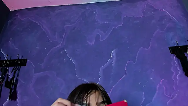 Lili milk20 online show from 7, 11, 2025