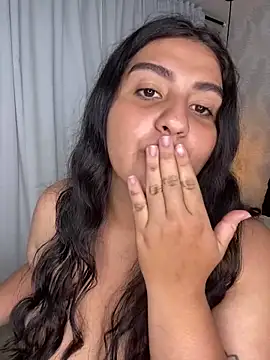 Snapshot of Malva__ chatting on 4, 10, 2025 Malva online show from 4, 10, 2025