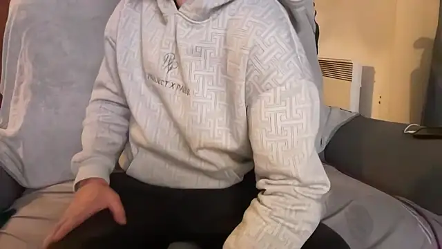 Snapshot of ElixirDelice026 chatting on 8, 10, 2025 ElixirDelice026 online show from 8, 10, 2025