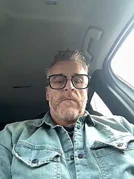 Snapshot of Axl_hot chatting on 15, 5, 2026 Axl hot online show from 15, 5, 2026