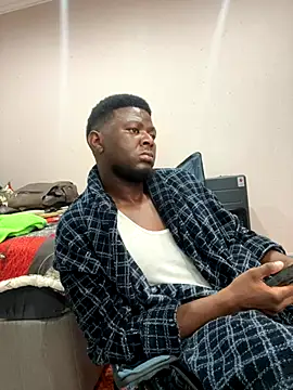 Dynamite cums in size 2 online show from 25, 11, 2025