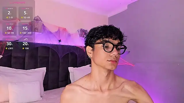 Phillicious   online show from 20, 10, 2025