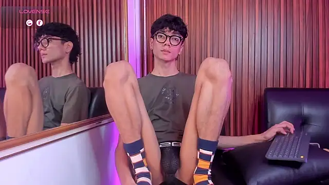 Phillicious   online show from 1, 2, 2026