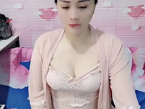 Snapshot of Miu_9117 chatting on 17, 9, 2025 Miu 9117 online show from 17, 9, 2025