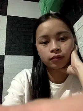 Snapshot of Em-Tho07 chatting on 13, 9, 2025 Em-Tho07 online show from 13, 9, 2025