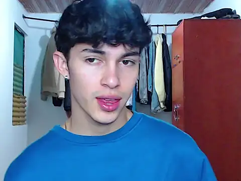 john vichenso online show from 17, 9, 2025